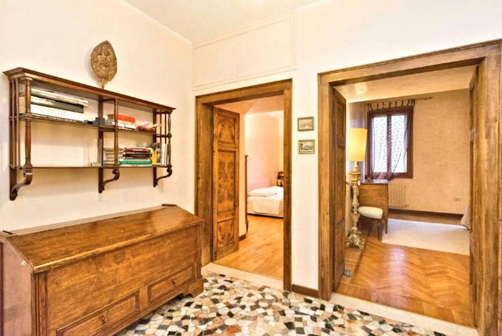 شقة البندقية  في Biennale Apt Balcony المظهر الخارجي الصورة