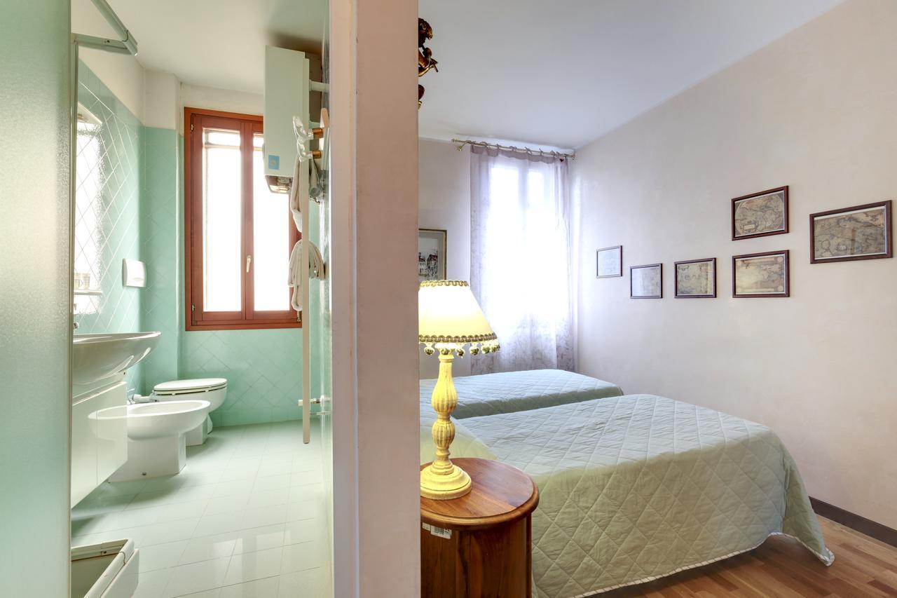شقة البندقية  في Biennale Apt Balcony المظهر الخارجي الصورة